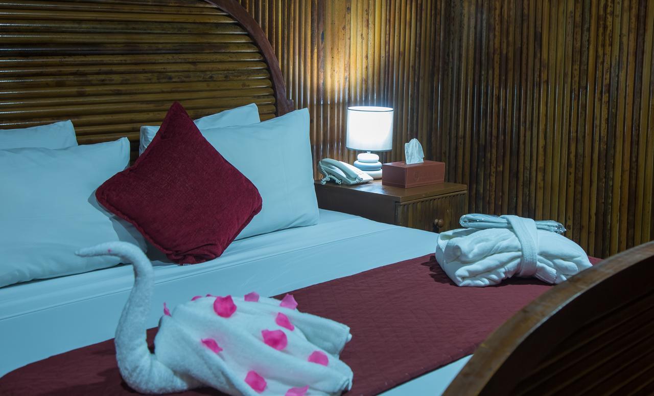Maaha Beach Resort Anochi エクステリア 写真