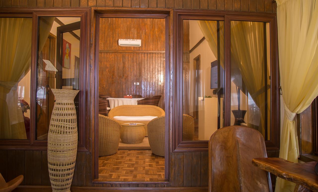 Maaha Beach Resort Anochi エクステリア 写真